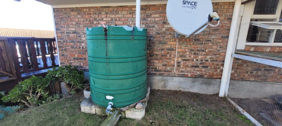To Let 4 Bedroom Property for Rent in Tergniet Western Cape